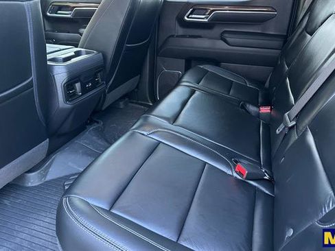 Used 2025 Chevrolet Silverado 1500 LT image 14