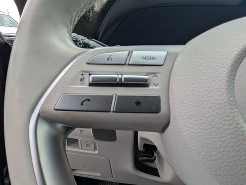 Used 2023 Hyundai Palisade Limited AWD/4WD image 17