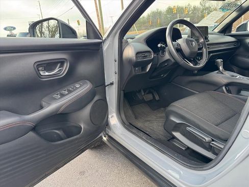 Used 2024 Honda HR-V Sport image 13