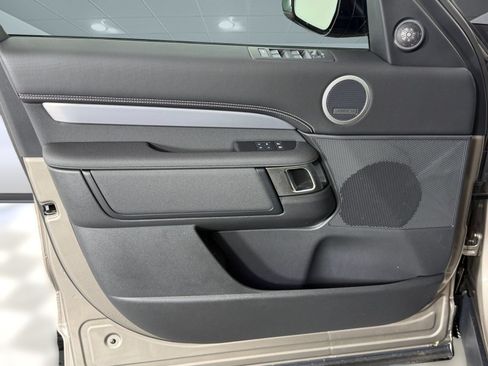 New 2026 Land Rover Discovery Dynamic SE AWD/4WD image 23