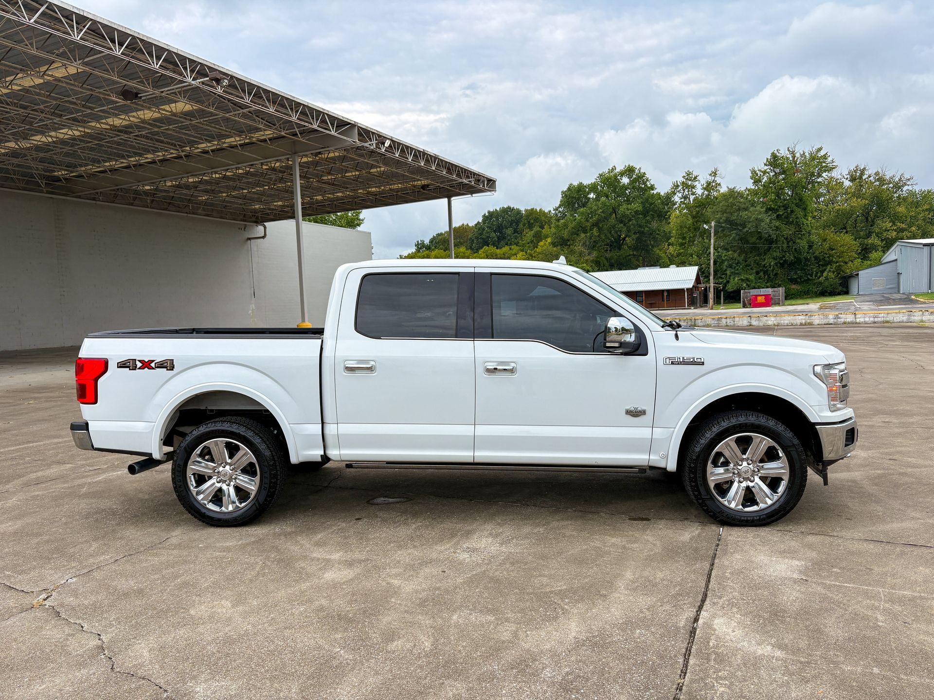 Used 2019 Ford F150 King Ranch w/ Equipment Group 601A Luxury AWD/4WD image 13