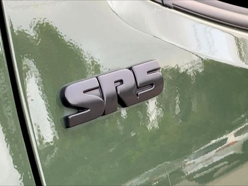 Used 2021 Toyota Tacoma SR image 9