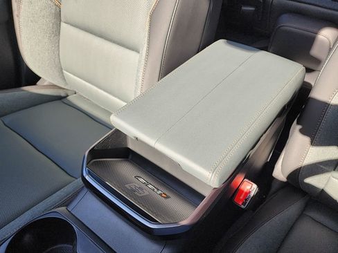 New 2026 GMC Terrain AT4 w/ Convenience Package III image 33