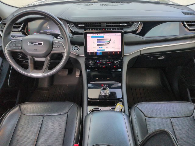 Used 2022 Jeep Grand Cherokee L Limited w/ Luxury Tech Group II RWD image 15