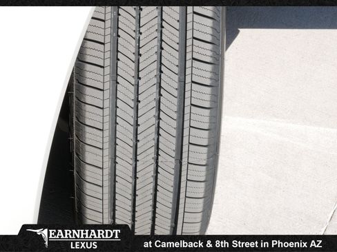 Used 2021 Toyota Venza LE w/ Carpet Mat Package (TMS) AWD/4WD image 23
