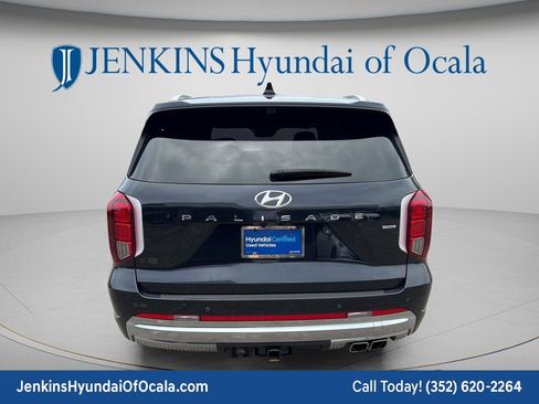 Used 2024 Hyundai Palisade Calligraphy AWD/4WD image 4