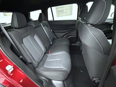 New 2026 Jeep Cherokee Laredo image 18