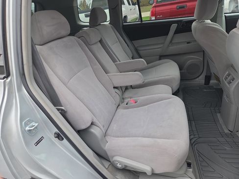Used 2008 Toyota Highlander 4WD image 16