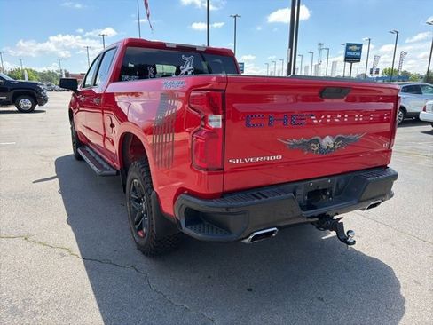 Used 2019 Chevrolet Silverado 1500 Custom Trail Boss w/ Custom Convenience Package AWD/4WD image 6