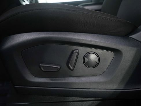 Used 2022 Ford Explorer XLT w/ Class IV Trailer Tow Package image 24