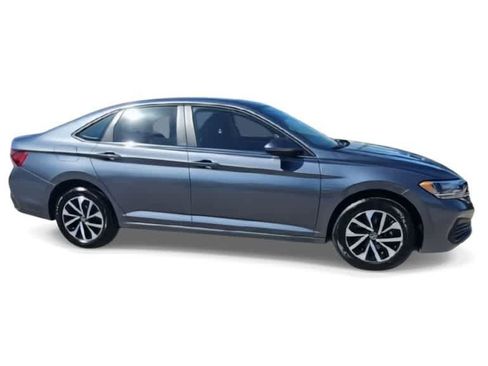 Used 2024 Volkswagen Jetta S image 9
