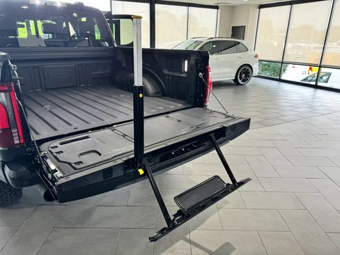 Used 2025 Ford F150 Raptor AWD/4WD image 63