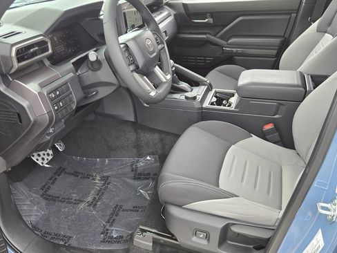 Used 2026 Toyota Tacoma TRD Sport RWD image 11