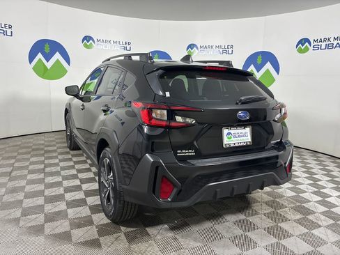 Used 2025 Subaru Crosstrek 2.0i Premium image 4