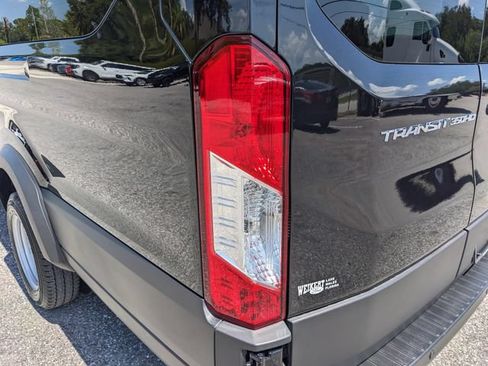 Certified 2025 Ford Transit 350 XLT RWD image 10