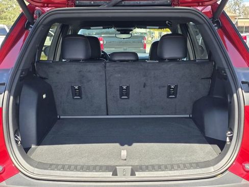 Used 2025 Chevrolet Equinox RS w/ Safety and Technology Package image 11