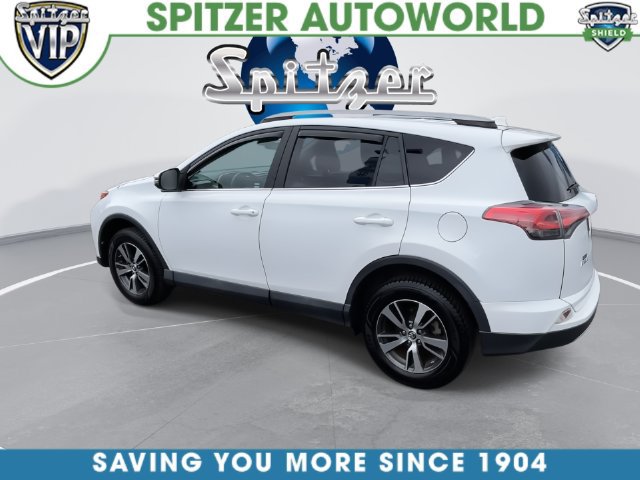 Used 2017 Toyota RAV4 XLE FWD image 7