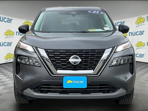 Used 2023 Nissan Rogue S image 2