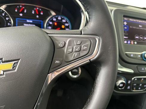 Used 2024 Chevrolet Equinox LT FWD image 16