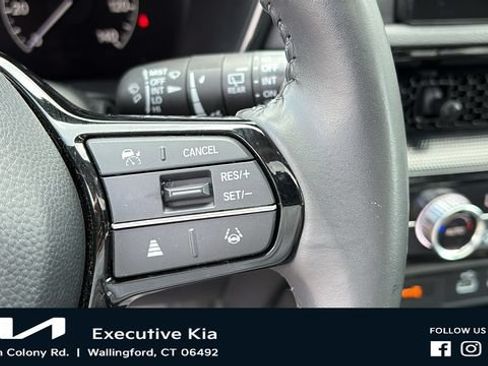 Used 2023 Honda CR-V EX-L image 16