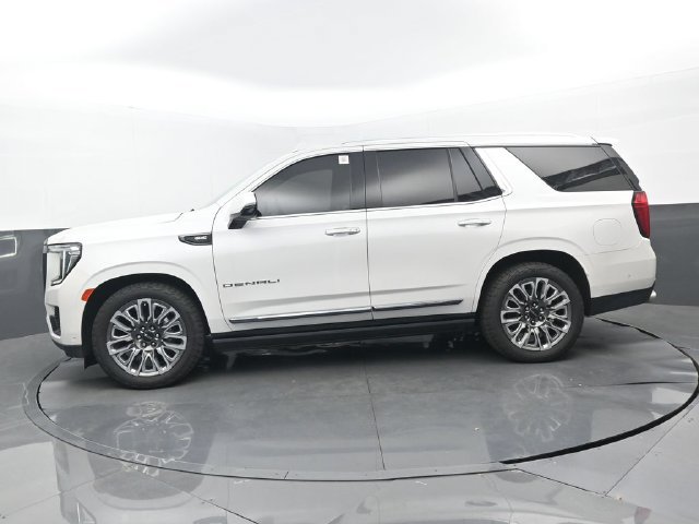 Used 2023 GMC Yukon Denali Ultimate AWD/4WD image 21