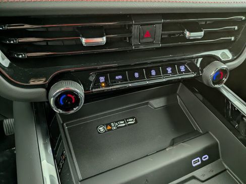 New 2026 Chevrolet Suburban RST w/ Advanced Technology Package AWD/4WD image 27