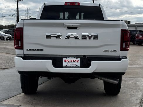 Used 2025 RAM 2500 Laramie image 10