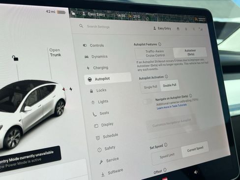 Used 2020 Tesla Model Y Long Range image 48