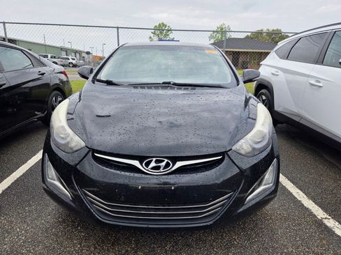 Used 2015 Hyundai Elantra Limited image 2
