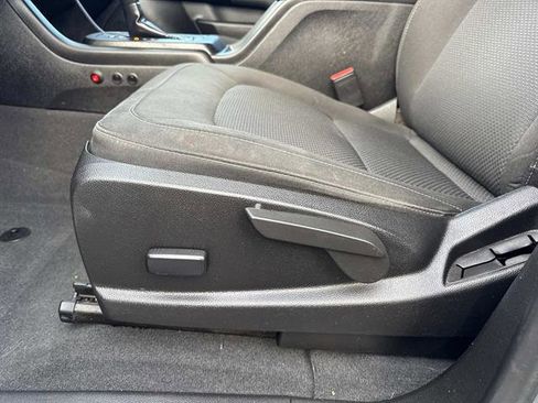 Used 2019 Chevrolet Colorado LT w/ LT Convenience Package image 36