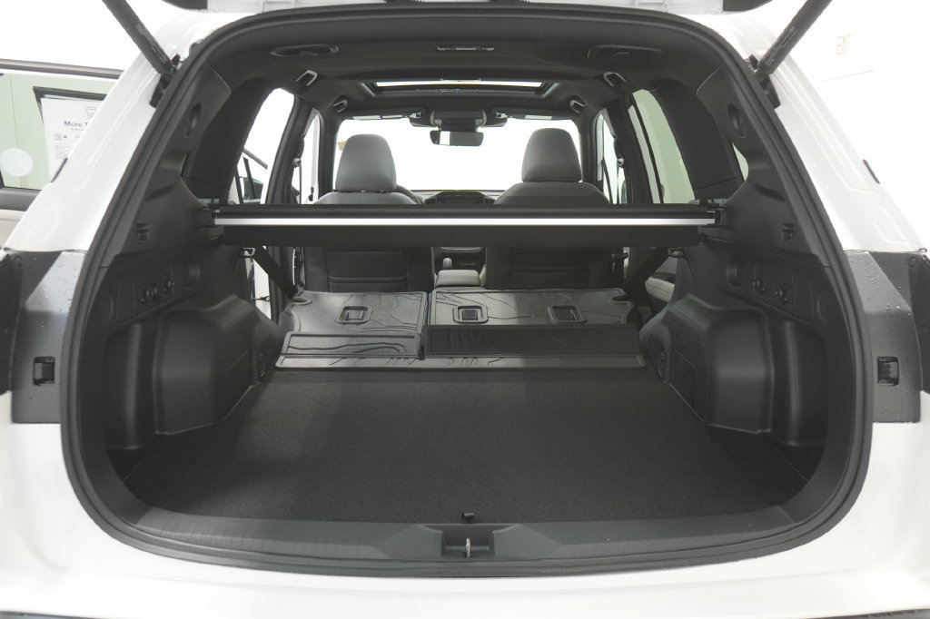 Used 2026 Subaru Forester Premium AWD/4WD image 27