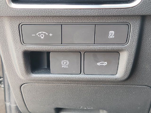 Used 2025 Hyundai Sonata SEL FWD image 21