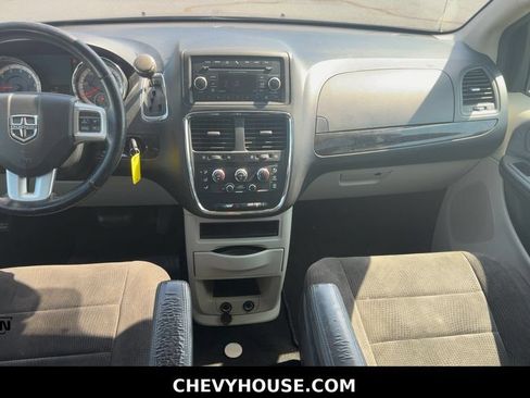 Used 2012 Dodge Grand Caravan SE FWD image 8