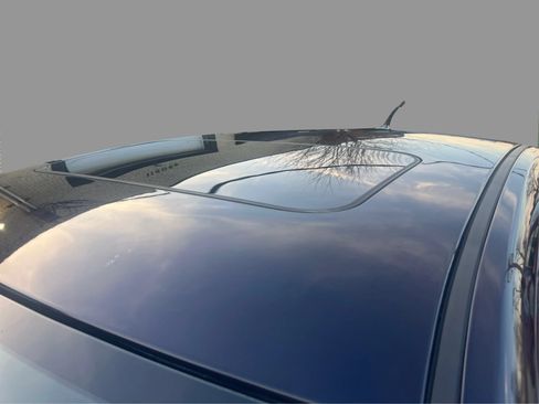 Used 2011 Chrysler 200 Limited FWD image 14