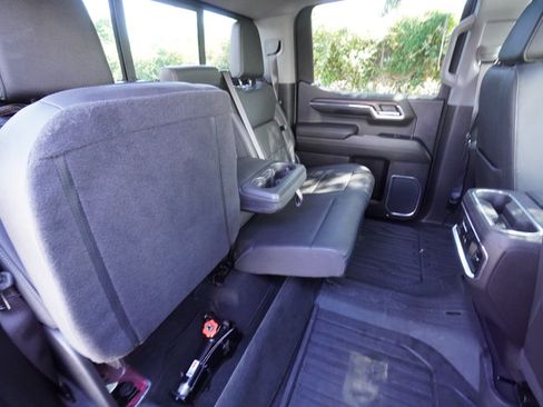 Used 2024 GMC Sierra 1500 SLT w/ SLT Premium Plus Package AWD/4WD image 31