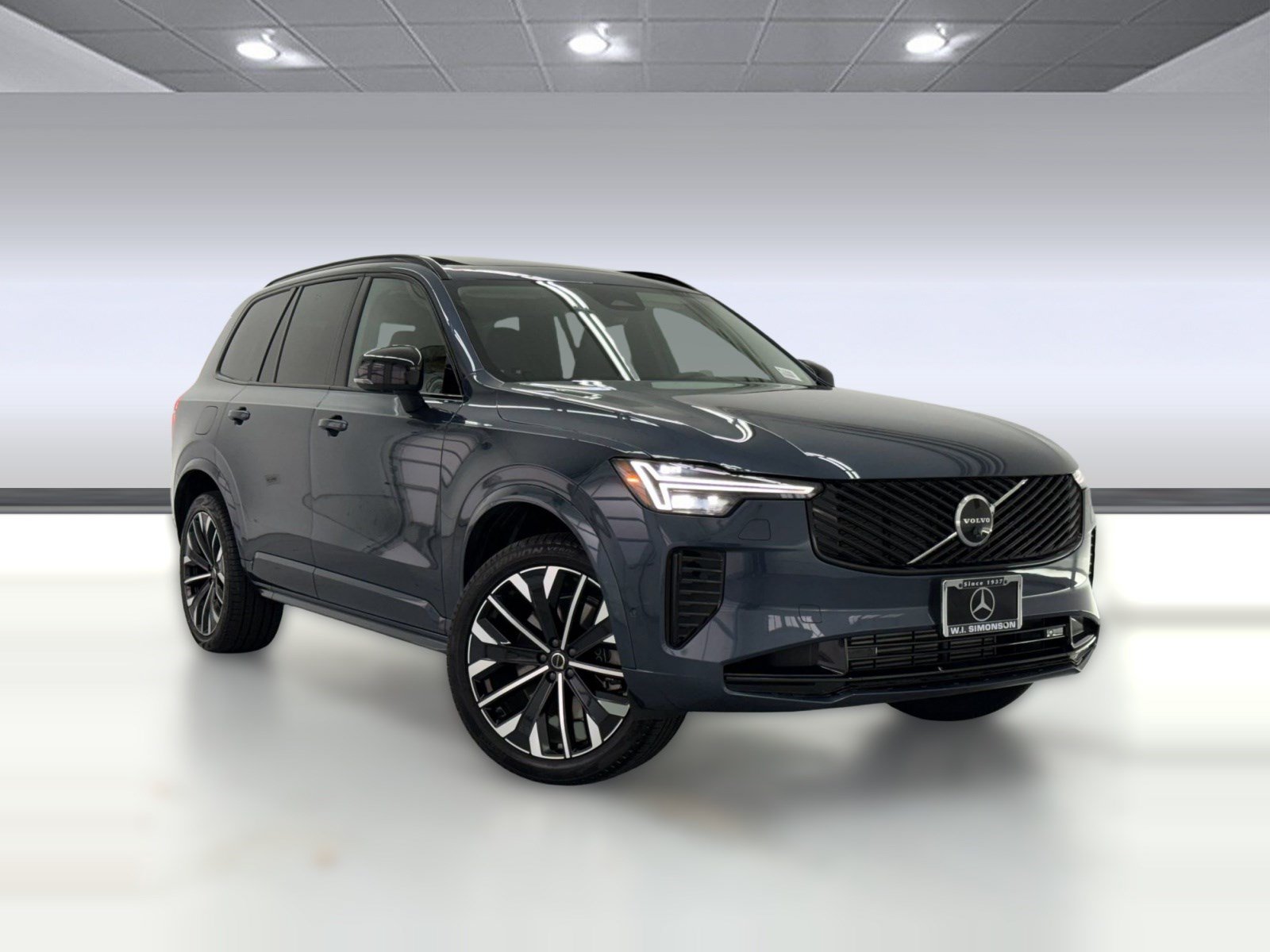 Used 2026 Volvo XC90 T8 Ultra w/ Protection Package AWD/4WD image 6