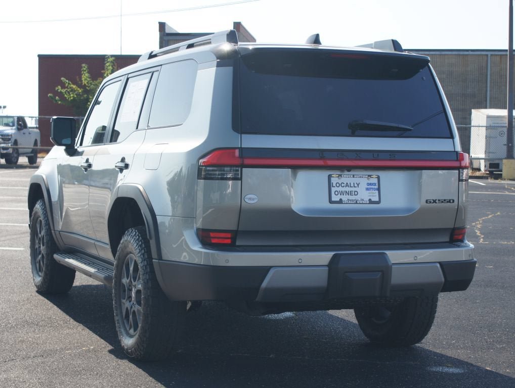 Used 2026 Lexus GX 550 AWD/4WD image 16