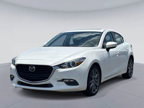 Used 2018 MAZDA MAZDA3 Touring FWD image 7