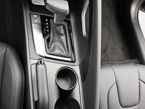 New 2026 Hyundai Elantra SEL Sport FWD image 26