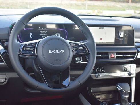 New 2026 Kia Seltos S image 19