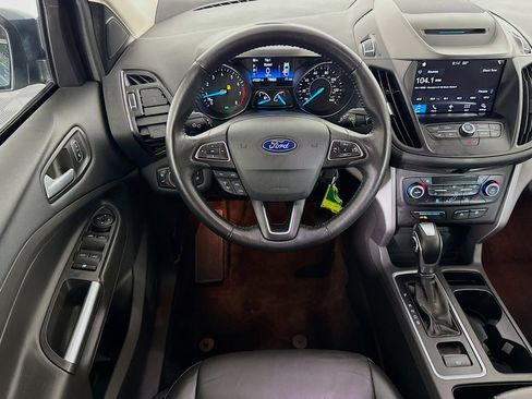 Used 2018 Ford Escape SEL image 16