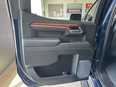 Used 2023 GMC Sierra 1500 Denali w/ Denali Reserve Package image 11