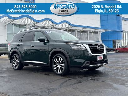 Used 2024 Nissan Pathfinder Platinum w/ Cargo Package