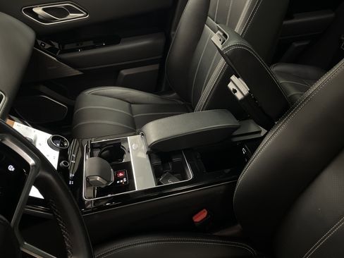 Used 2021 Land Rover Range Rover Velar R-Dynamic S image 17