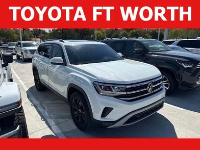 Used 2023 Volkswagen Atlas SE w/ Panoramic Sunroof Package