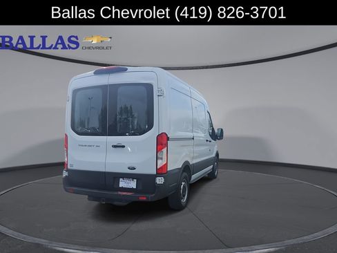 Used 2018 Ford Transit 150 130 Medium Roof RWD image 8