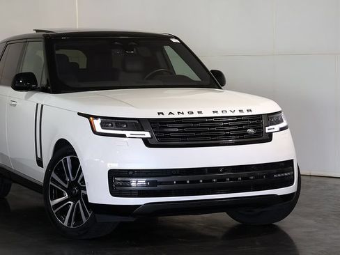 Used 2023 Land Rover Range Rover SE AWD/4WD image 6
