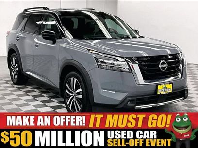 Used 2024 Nissan Pathfinder Platinum