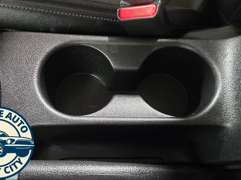 Used 2021 Kia Seltos S FWD image 19