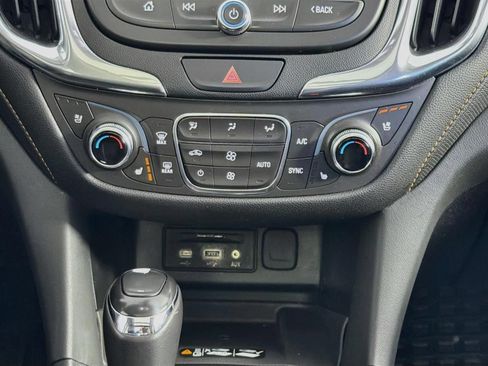 Used 2019 Chevrolet Equinox Premier AWD/4WD image 16